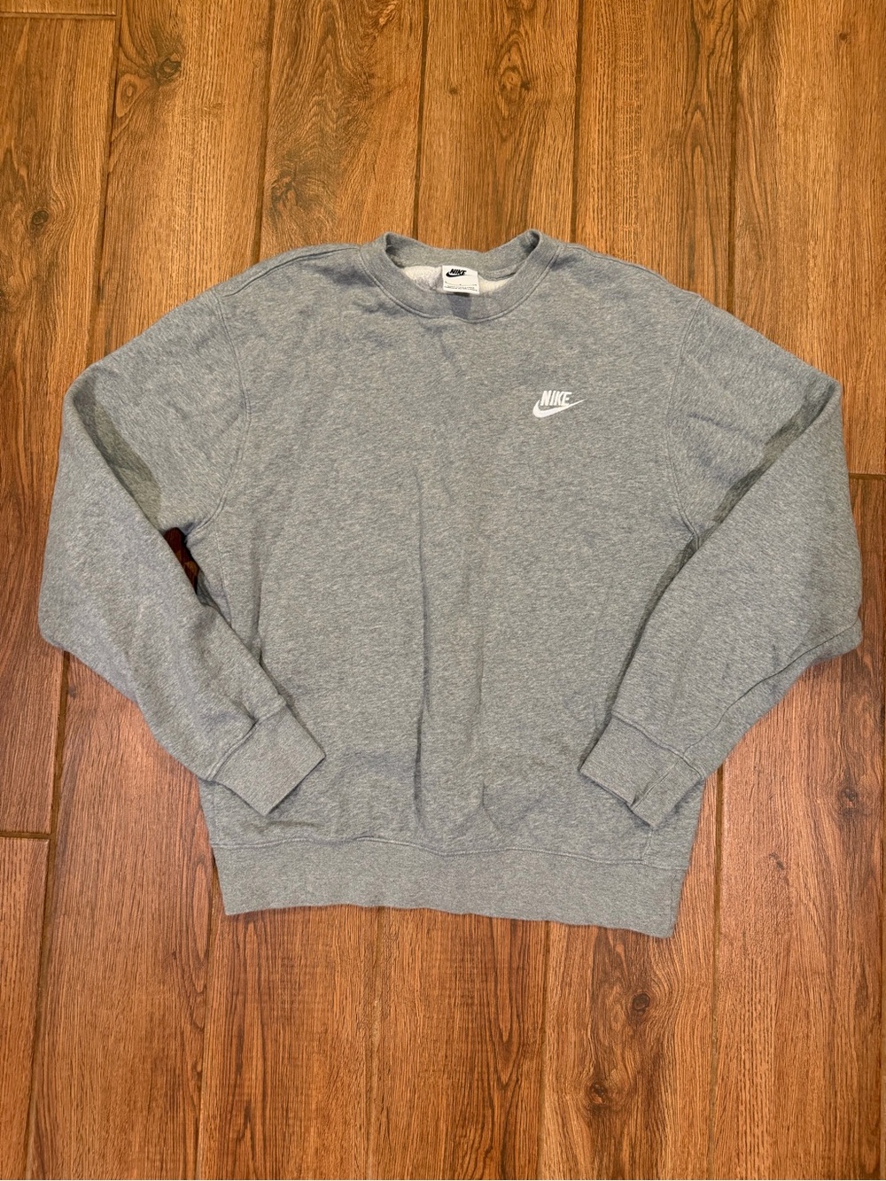 Nike Men’s Gray Crewneck Sweatshirt / men’s small